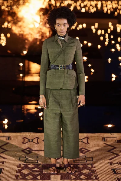 Look 31
